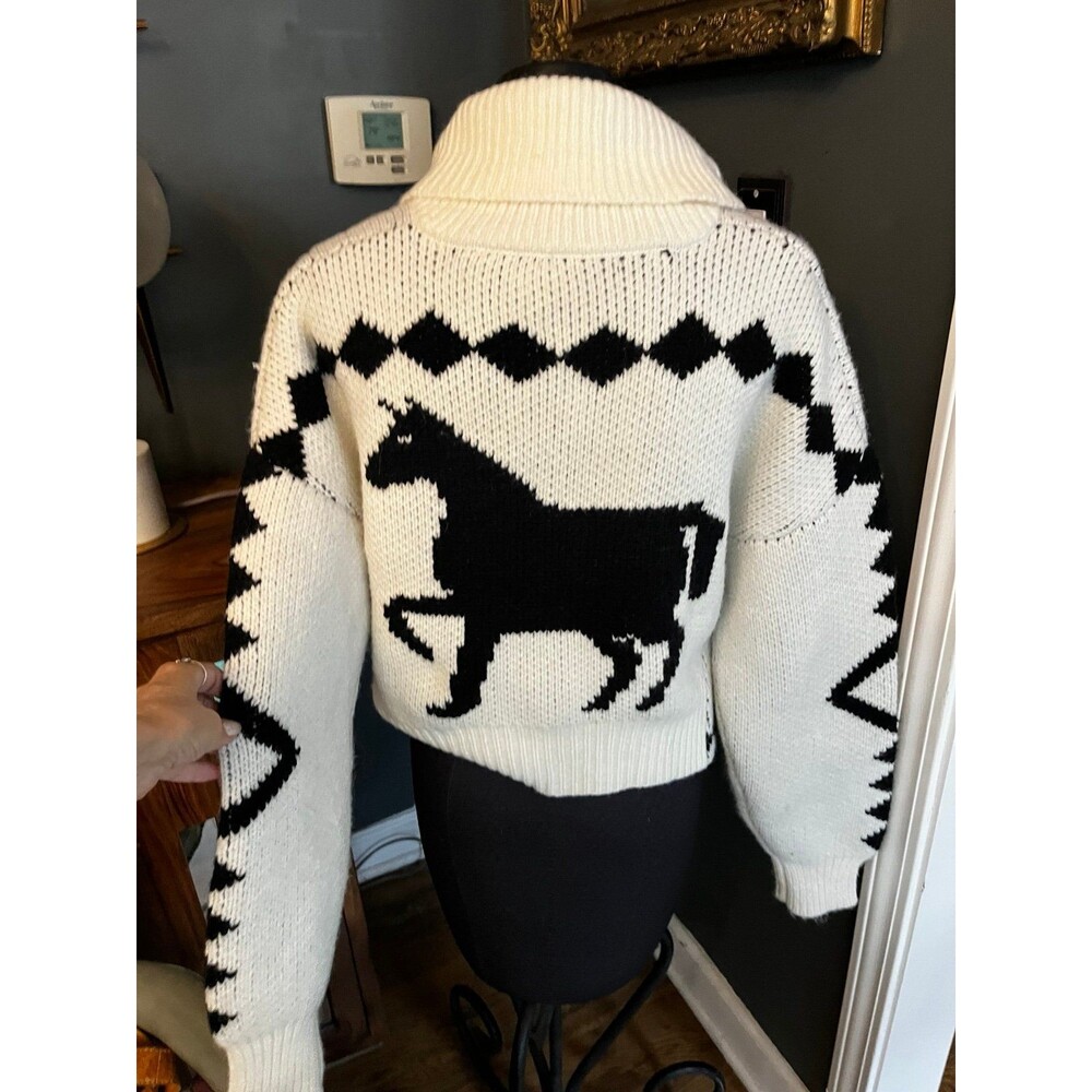 Vintage Horse Knit Sweater Black & White Cardigan Zipper Front sz M/L Crop
